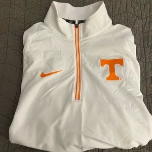 EUC Nike Tennesseee Dri-Fit Quarter zip Pullover